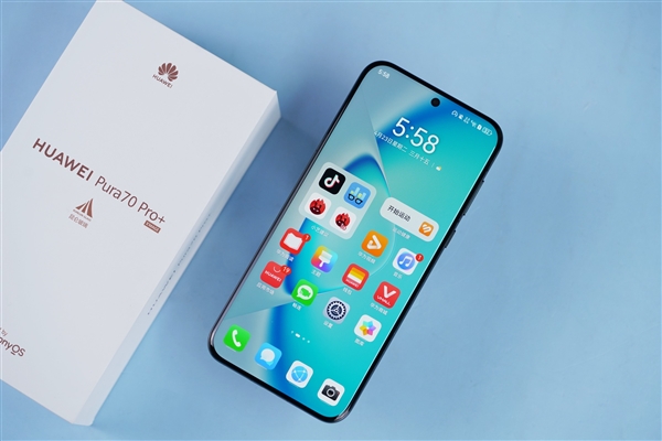 納米光織格紋奪目！華為Pura 70 Pro+魅影黑圖賞