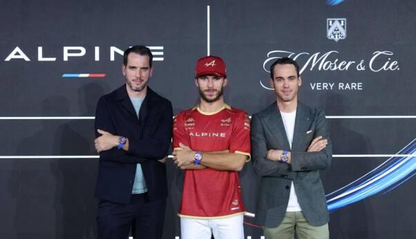 聯(lián)袂出擊，再燃極速激情：H.MOSER&CIE.亨利慕時攜手ALPINE MOTORSPORTS中國首發(fā)疾速者系列圓柱游絲陀飛輪鏤空腕表Alpine限量版