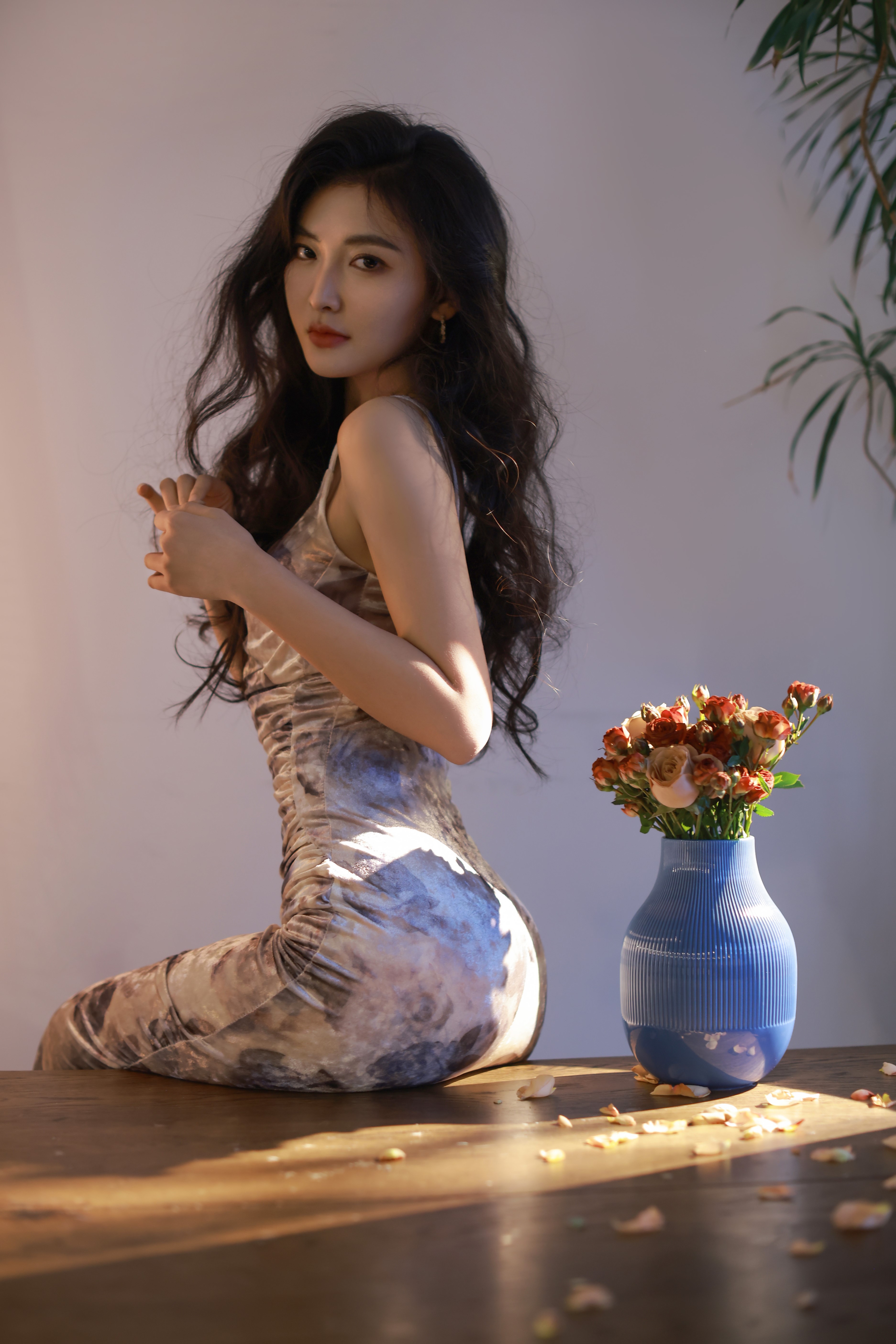 古裝互動(dòng)游戲《許愿，我要帶她們回現(xiàn)代》限時(shí)折扣價(jià)37.8元