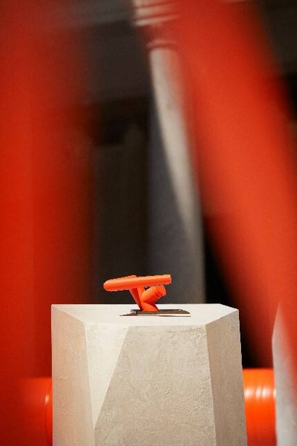 HUBLOT宇舶表品牌大使塞繆爾·羅斯（Samuel Ross）及品牌摯友馬巖松亮相2024年米蘭設(shè)計(jì)周