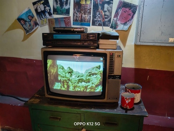 百瓦快充+5500mAh大電池同檔罕見！OPPO K12上手