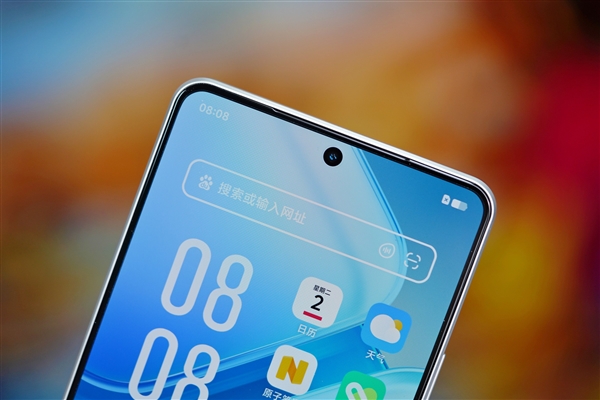 144Hz高刷屏+6000mAh超大電池！iQOO Z9圖賞