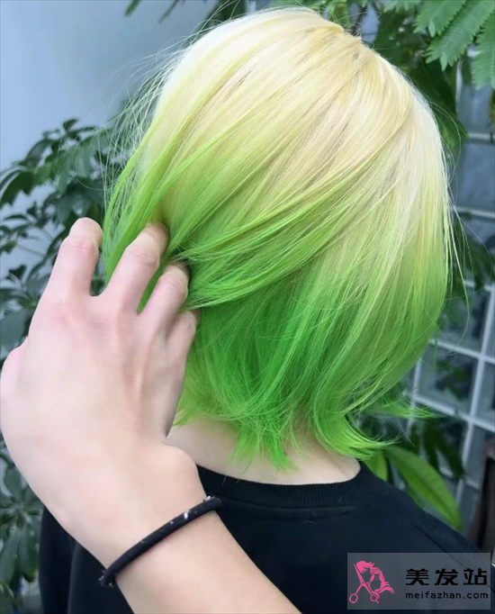 酷炫短發(fā)發(fā)尾染 時(shí)髦洋氣不挑人