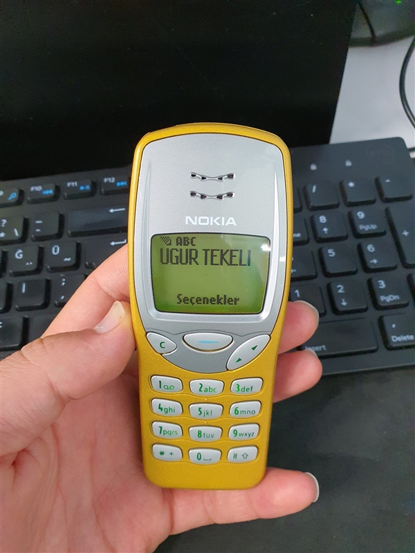 夢(mèng)回1999！新款諾基亞3210諜照曝光：經(jīng)典復(fù)古設(shè)計(jì)