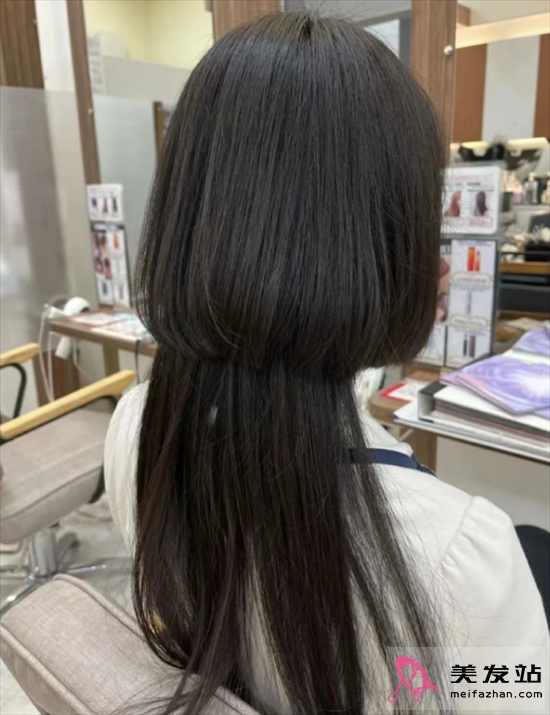 時尚獨特水母頭 直發(fā)or燙發(fā)都合適