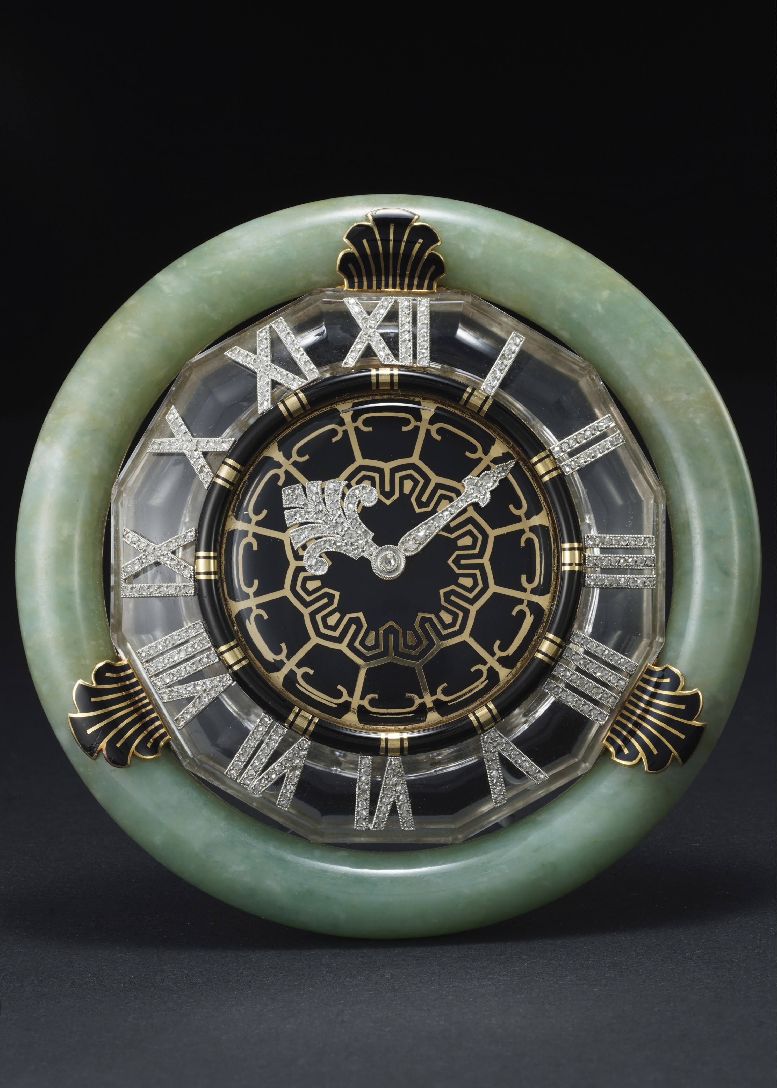 富藝斯隆重呈獻(xiàn)一組源于裝飾藝術(shù)時(shí)期之博物館級(jí)卡地亞座鐘