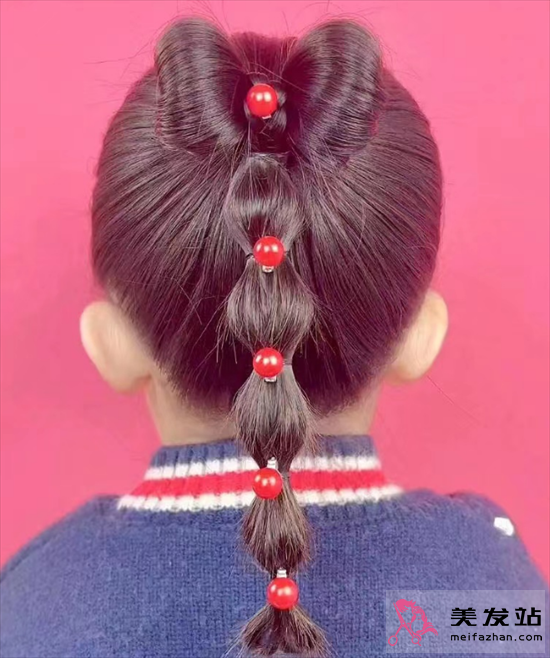 小女孩氣質(zhì)編發(fā) 甜酷個性又吸睛