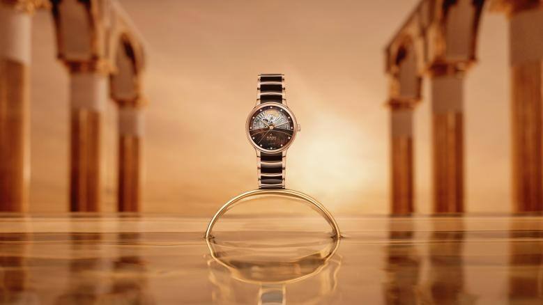 開闊內(nèi)芯 為真愛(ài)鎏“晶”Centrix晶萃系列開芯腕表浪漫上市