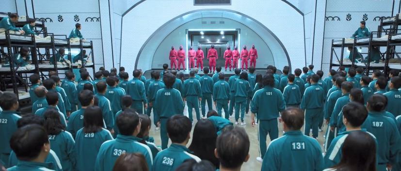 魷魚游戲警察死了沒，魷魚游戲大結局警察墜海 4