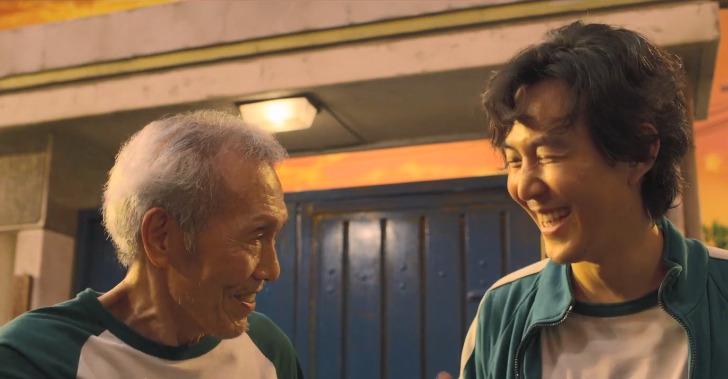 魷魚游戲警察死了沒，魷魚游戲大結局警察墜海 8