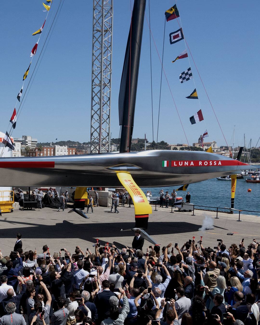 歷經(jīng)七年精心研發(fā)，沛納海呈現(xiàn)開創(chuàng)性Ti-Ceramitech?材質(zhì)