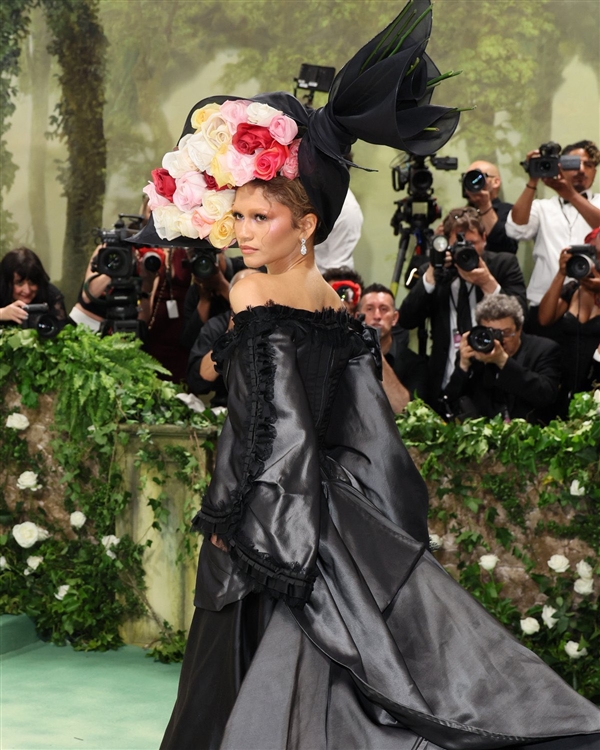 新超人首張劇照