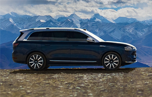 余承東沒吹牛！問界M9單月交付超1.5萬：40萬以上無條件第一