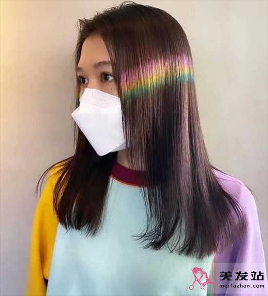 今年流行染彩虹色 讓人眼前一亮