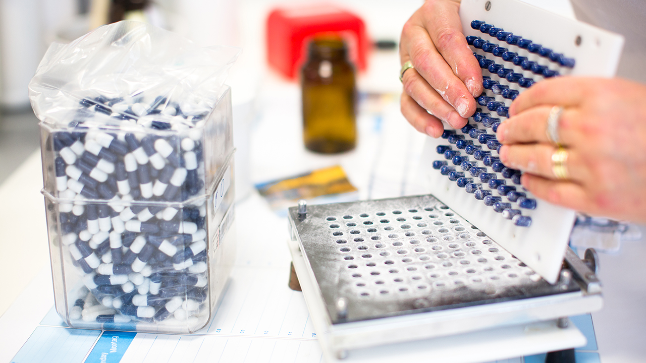 治干眼癥哪種眼貼好使些