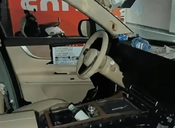 新款問界M7、問界M8曝光！全新外觀內(nèi)飾升級受期待