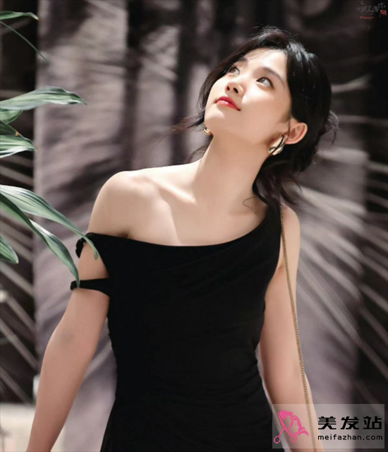 盧昱曉千金妝造型 仙氣減齡高級時(shí)尚 盧昱曉千金妝造型 仙氣減齡高級時(shí)尚