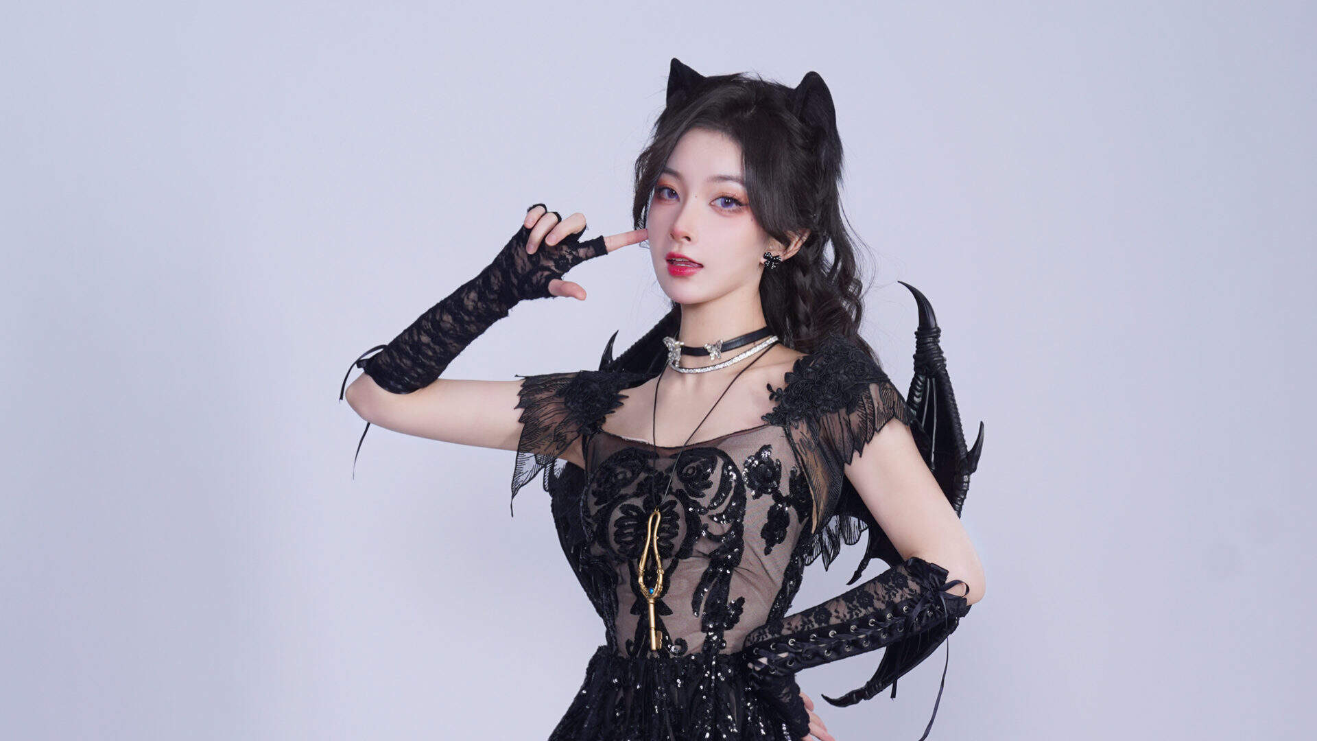 《美女，應(yīng)接不暇》：5月15日，Steam上的美女互動與AI技術(shù)結(jié)合新玩法