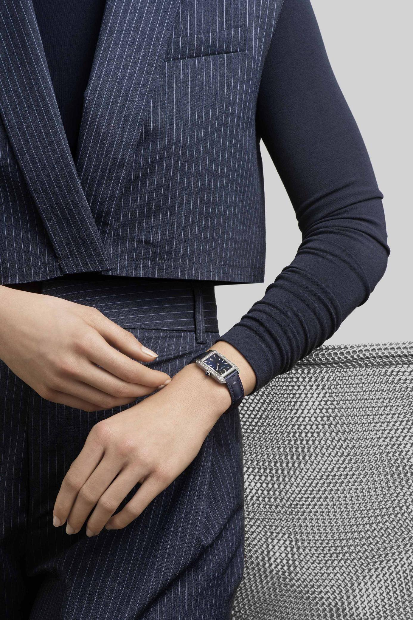 「她」的多樣風(fēng)華——2024名士甄選腕表獻(xiàn)禮母親節(jié)