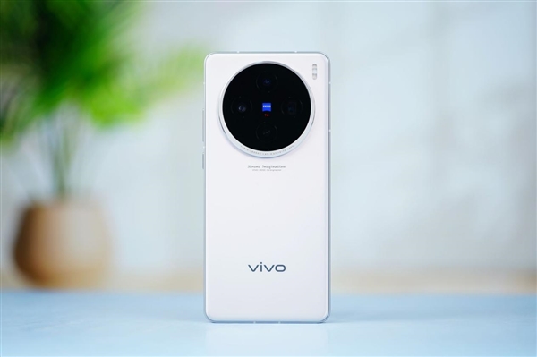 vivo強(qiáng)直屏旗艦！vivo X100s圖賞