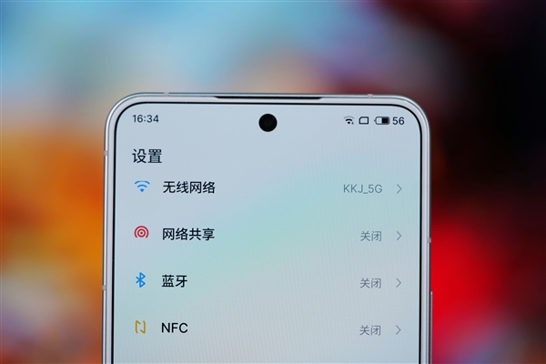 罕見純白面板！魅族21 Note圖賞