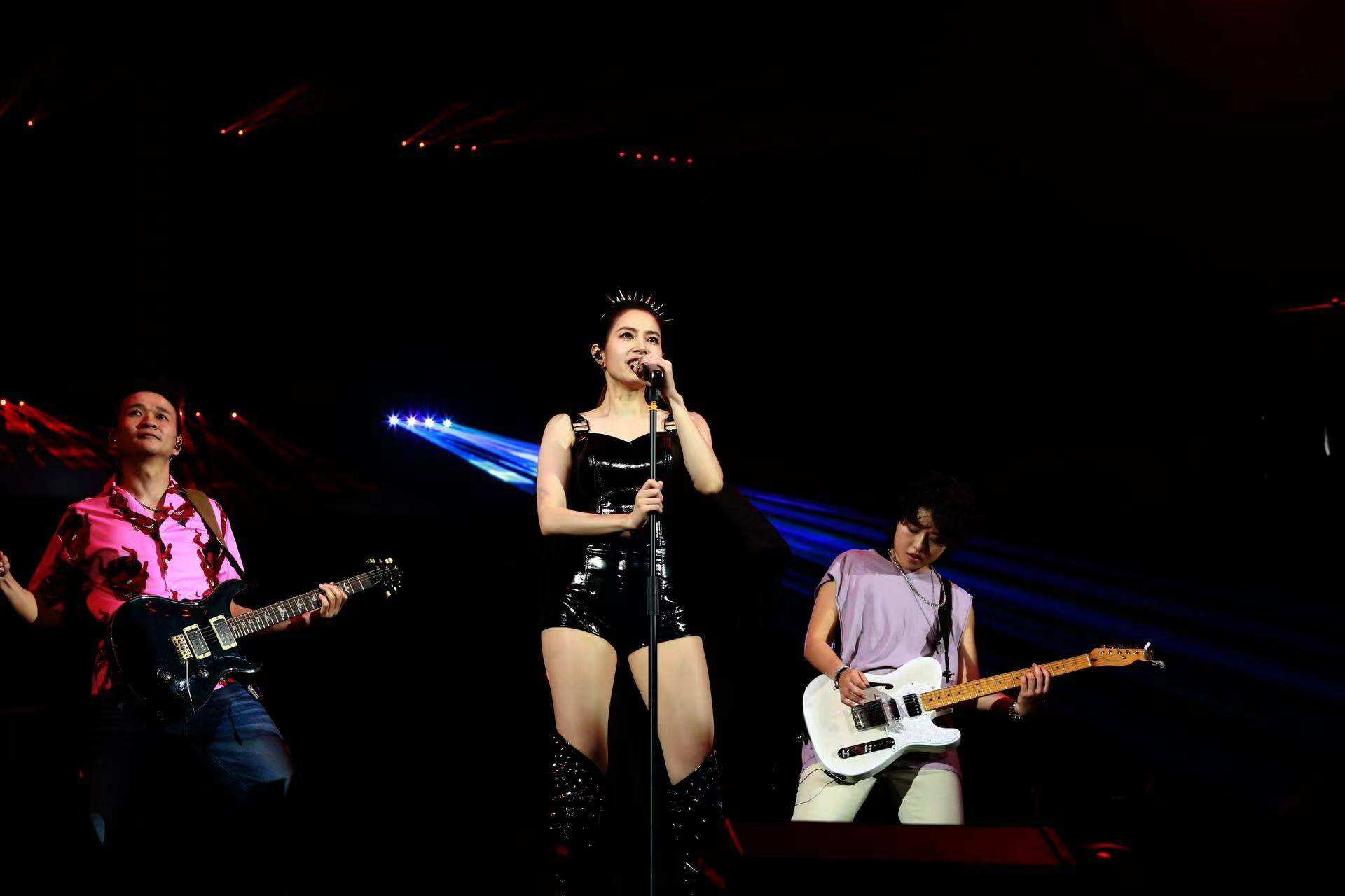 徐懷鈺《2024倒數(shù)3秒巡回演唱會》武漢站完美落幕，粉絲高度好評