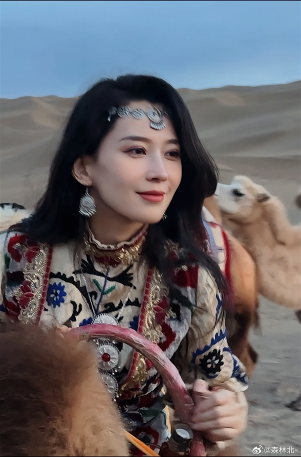 汪峰520官宣新戀情上頭條 辟謠婚內(nèi)出軌女網(wǎng)紅：森林北是誰