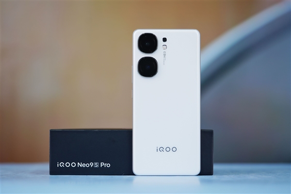 首批搭載天璣9300+！iQOO Neo9S Pro圖賞