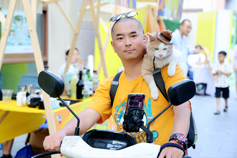 萌寵云集！五月的玉林東路可愛值“爆表”！