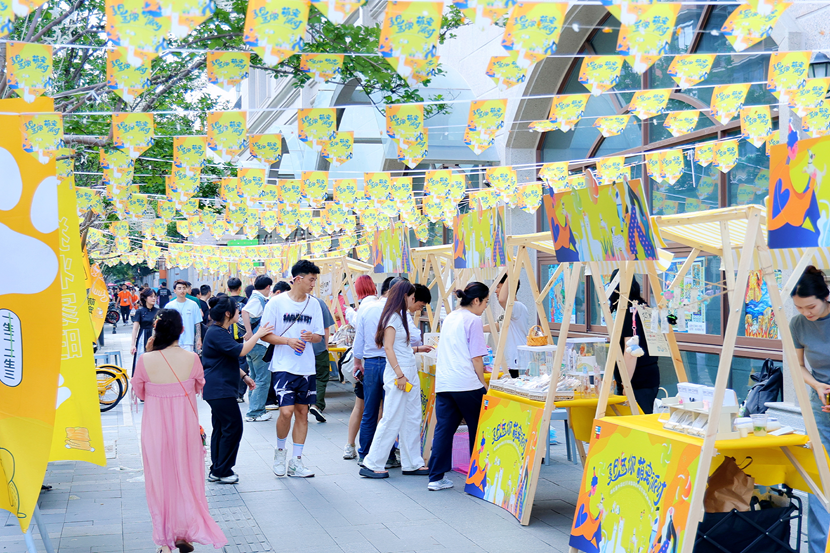 萌寵云集！五月的玉林東路可愛值“爆表”！