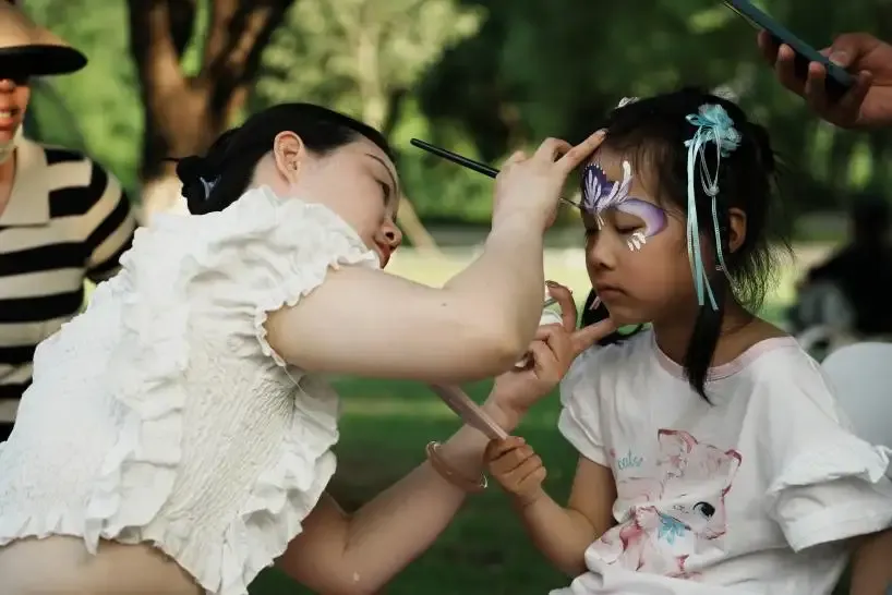 “玄武湖畔·夜美金陵嘉年華”正式開(kāi)幕，共賞“博物之春”