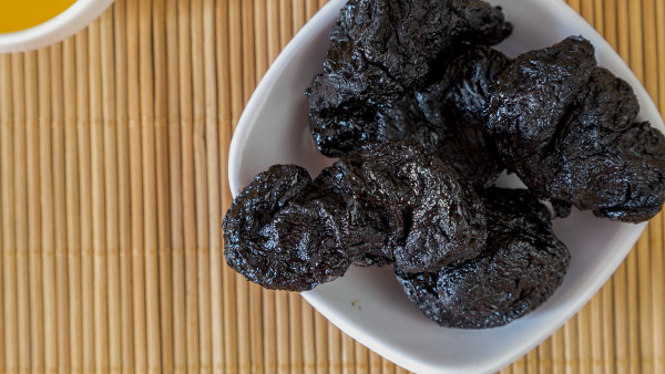 骨質增生伴隨擰腰怎么辦