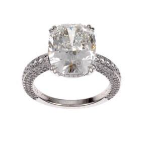 熠熠群星佩戴Chopard蕭邦臻品杰作 亮相第77屆戛納電影節(jié)保羅·施拉德（Paul Schrader）執(zhí)導(dǎo)電影《噢，加拿大》（Oh,Canada）首映禮