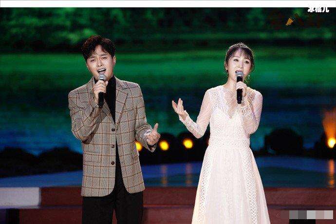 郭津彤老公,云飛個人資料 郭津彤老公,云飛個人資料