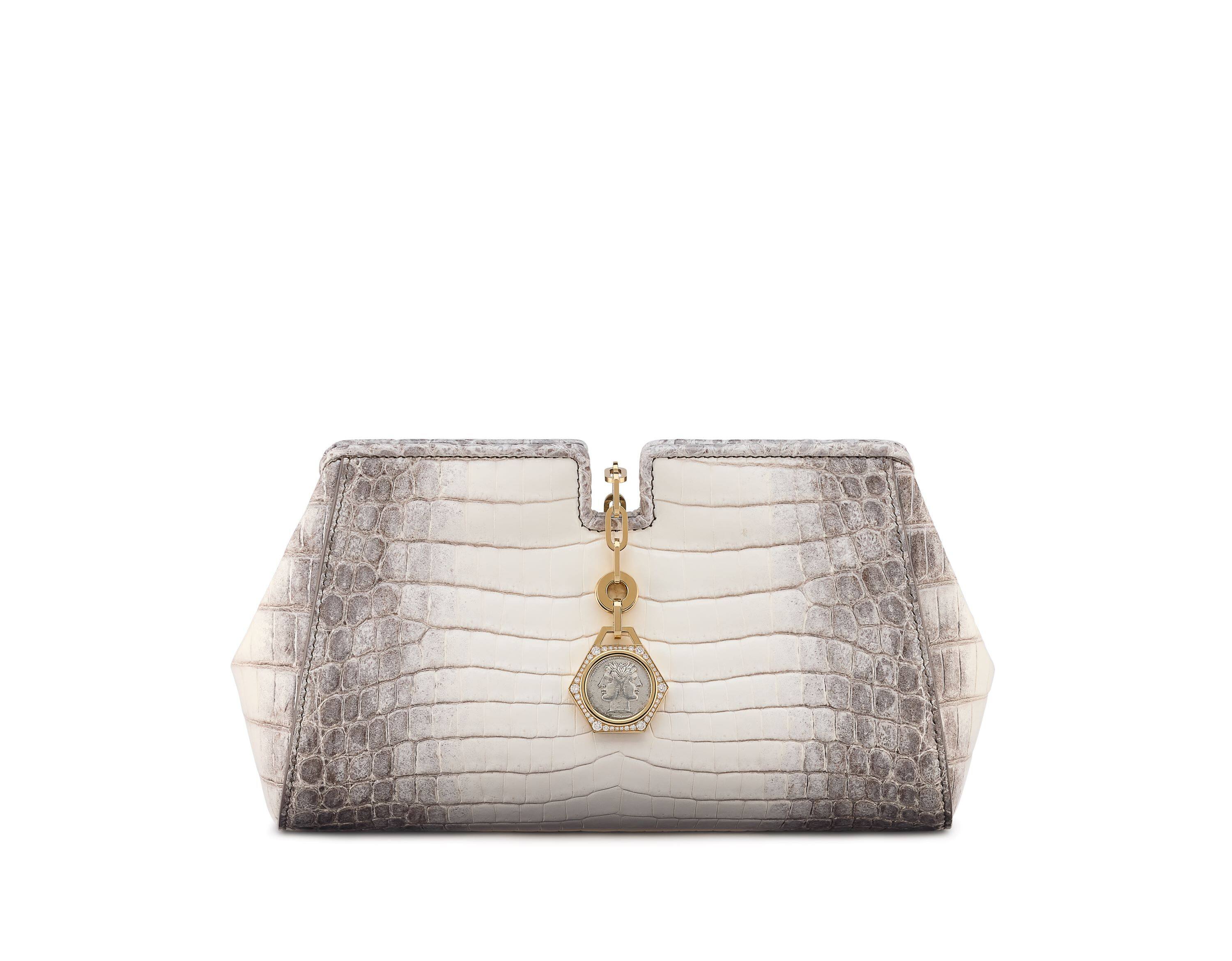 BVLGARI寶格麗于羅馬矚目發(fā)布AETERNA華彩永續(xù)高級(jí)珠寶系列 羅馬高級(jí)珠寶巨匠 璀璨呈獻(xiàn)非凡力作