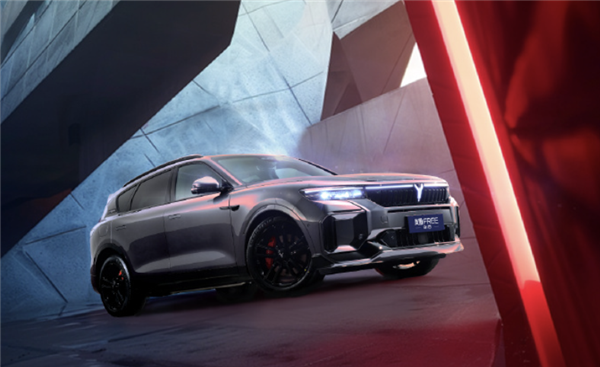 續(xù)航提升、新增后驅(qū)版本！嵐圖FREE 318官圖發(fā)布：5月30日預(yù)售