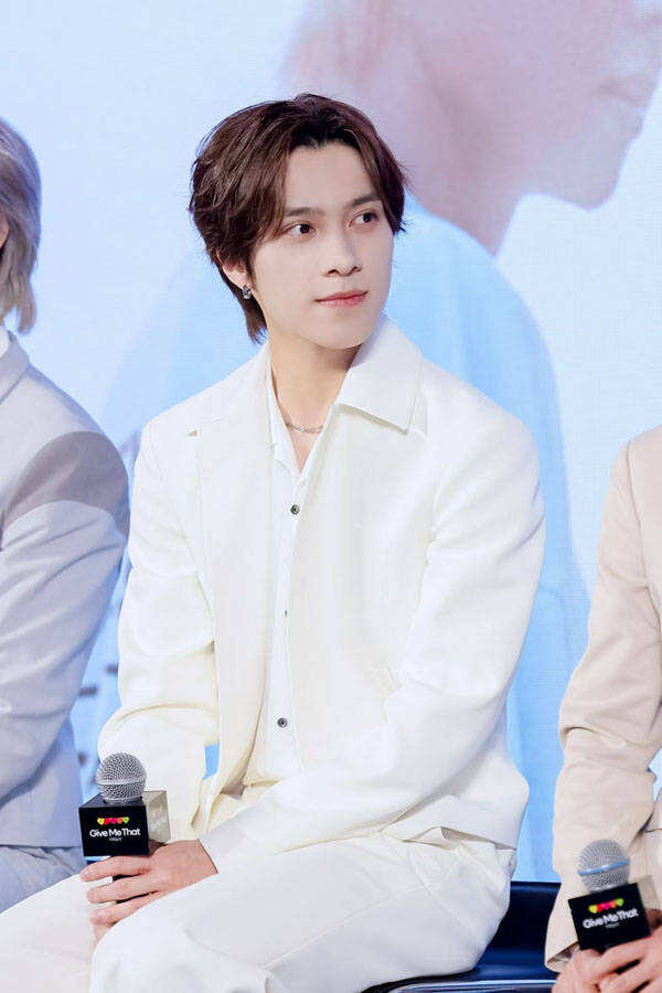 威神V強(qiáng)勢歸來！新專輯《Give Me That》媒體見面會(huì)在北京順利舉辦