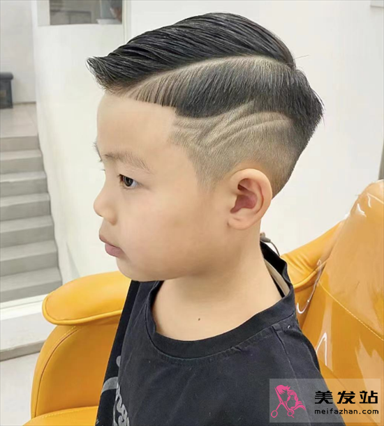 兒童最新發(fā)型推薦 夏季美式油頭發(fā)型 兒童最新發(fā)型推薦 夏季美式油頭發(fā)型