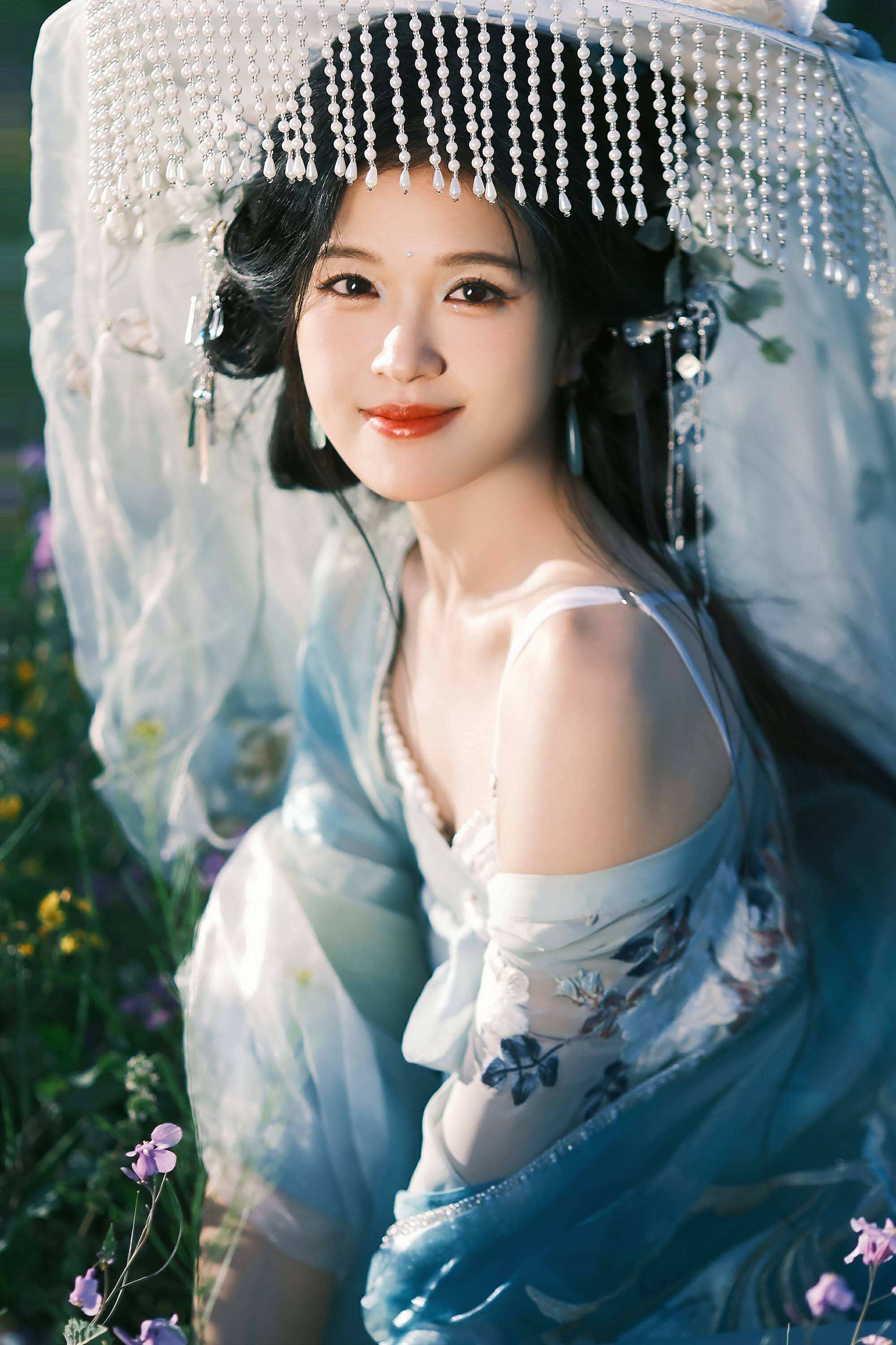 越南姐姐孫夏鈴古風寫真?zhèn)涫芎迷u 網(wǎng)友呼吁快拍攝古裝劇