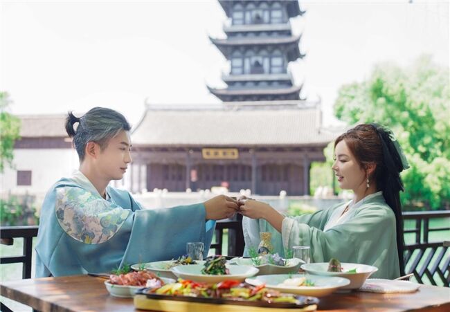 龍舟花燈船、非遺游園會、限定五黃宴……烏鎮(zhèn)景區(qū)端午活動上新