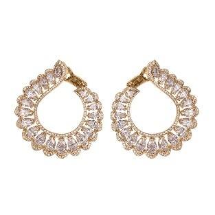 Chopard蕭邦-紅毯珠寶商 導(dǎo)演陳可辛，演員王傳君，導(dǎo)演、演員大鵬佩戴Chopard蕭邦珠寶腕表臻品 亮相第77屆戛納電影節(jié)《醬園弄》首映紅毯