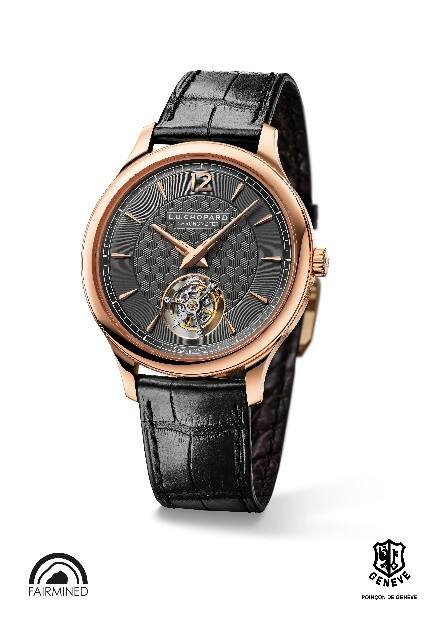 Chopard蕭邦-紅毯珠寶商 導(dǎo)演陳可辛，演員王傳君，導(dǎo)演、演員大鵬佩戴Chopard蕭邦珠寶腕表臻品 亮相第77屆戛納電影節(jié)《醬園弄》首映紅毯