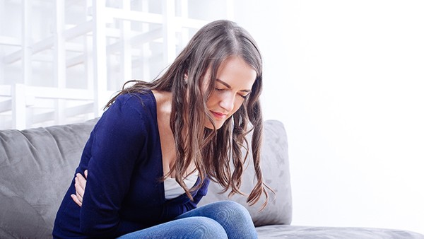 便秘口臭舌頭麻木