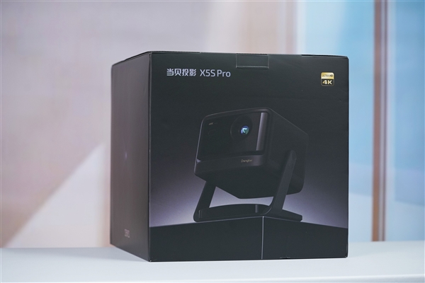 360°無(wú)死角旋轉(zhuǎn)！當(dāng)貝X5S Pro旗艦投影儀圖賞