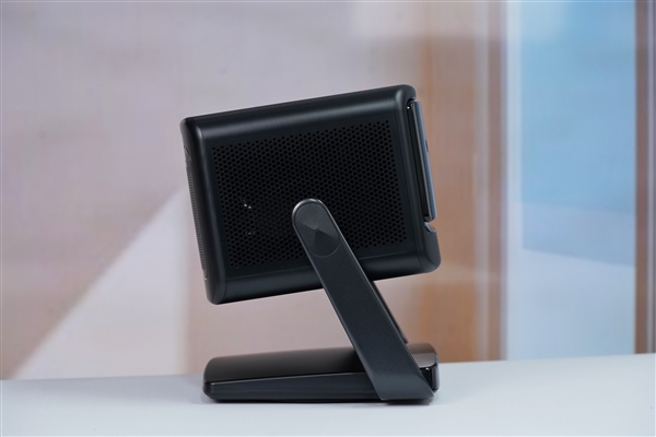 360°無(wú)死角旋轉(zhuǎn)！當(dāng)貝X5S Pro旗艦投影儀圖賞