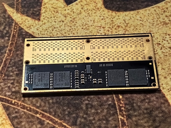 微星主板首秀CAMM2、Mini_CUDIMM兩大革命性內(nèi)存！下代普及四大徒手DIY設(shè)計