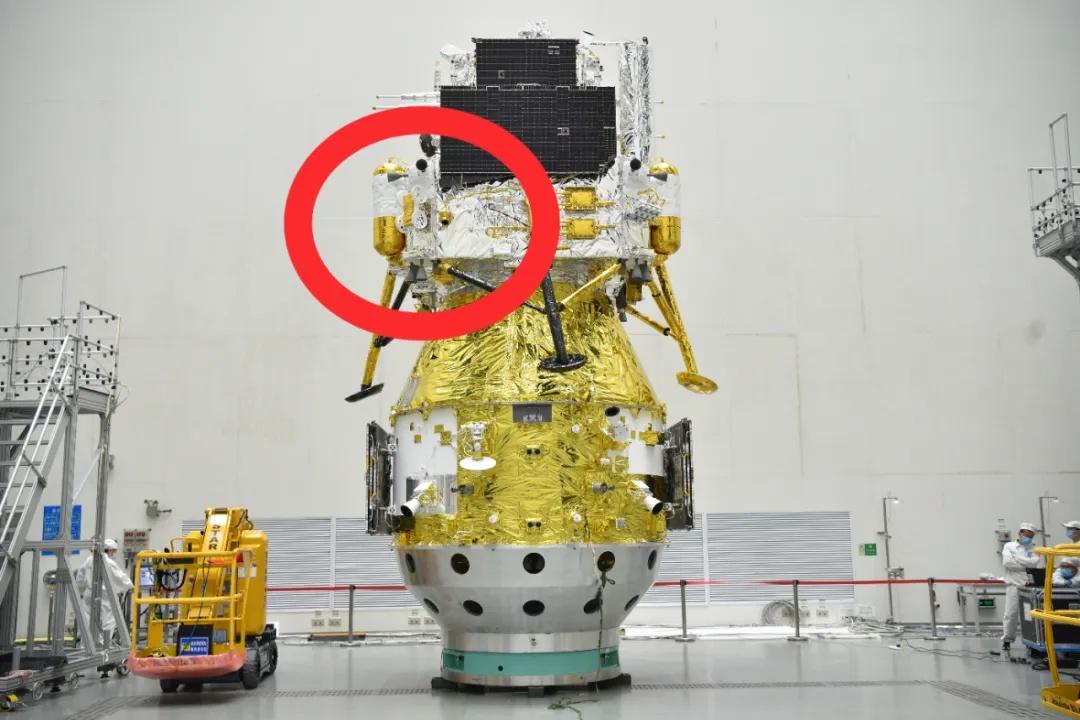 月球上嫦娥六號這張合影是誰拍的，嫦娥拍的月球照片 4