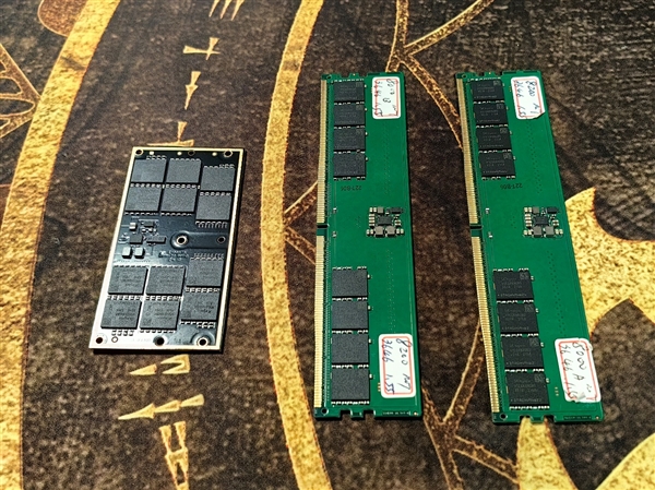 微星主板首秀CAMM2、Mini_CUDIMM兩大革命性內(nèi)存！下代普及四大徒手DIY設(shè)計