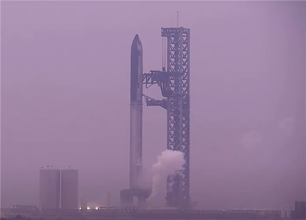 星艦今晚又燒破了 但馬斯克說這是史詩級成功