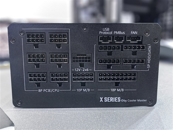 1100W電源不需要風扇！酷冷至尊做到了